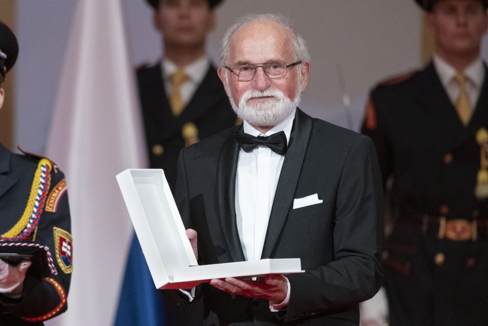 Milan Lapin bol ocenený štátnym vyznamenaním Radom Ľudovíta Štúra II. triedy