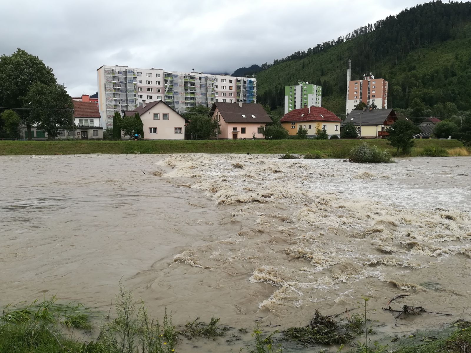 Povodňová situácia na Slovensku 26.11. k 8:00
