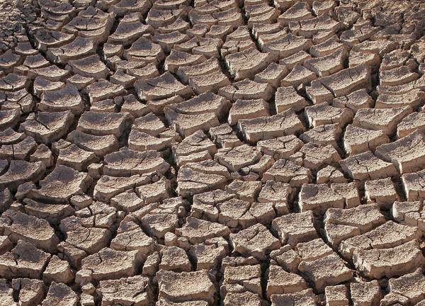 Mimoriadne až extrémne suchý jún 2015